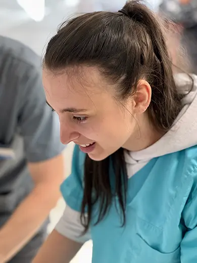 Lara Ronja Kniel-Vorbeck Assistenz-Tierärztin